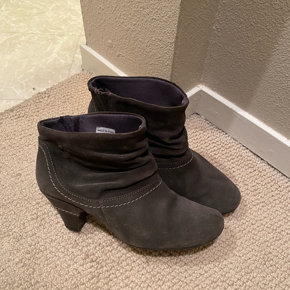 PIKOLINOS Black Suede Mules
